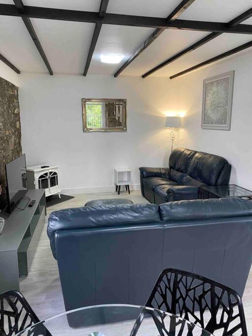 Beautiful Renovated Former Coach House Llandeilo Exterior foto